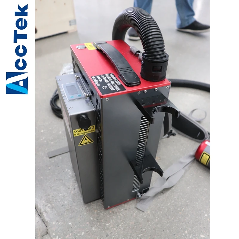 Backpack Pulse 200W Laser Cleaning Machine Rust Oil Paint Metal Mini Laser Rust Removal Machine 4