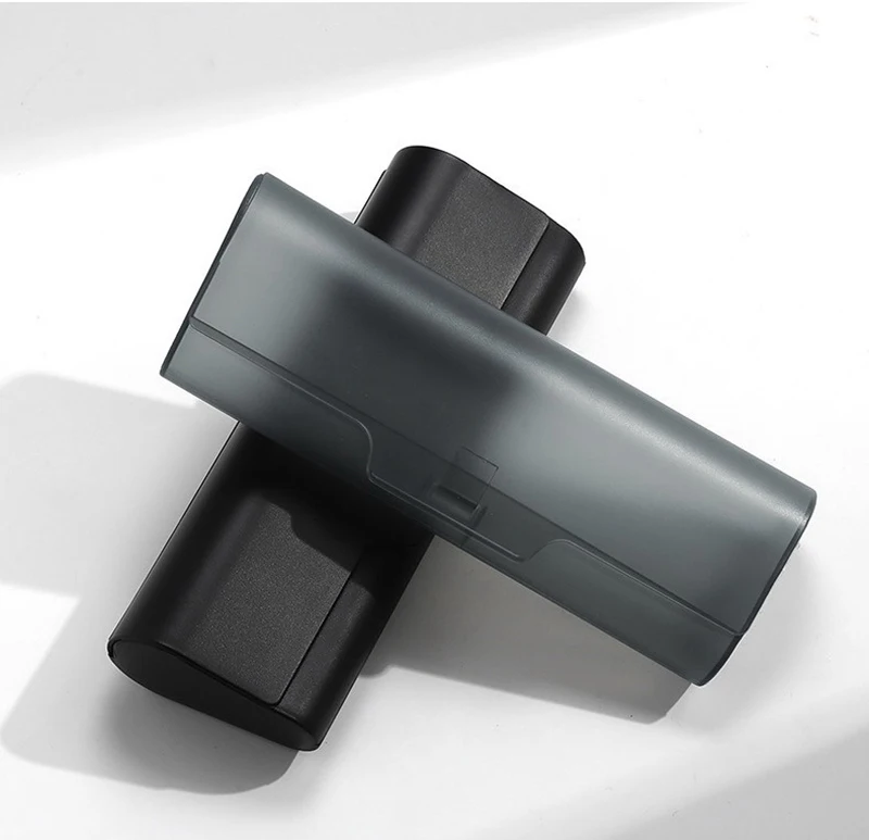 Sleek and Durable Hard Shell Eyewear Case