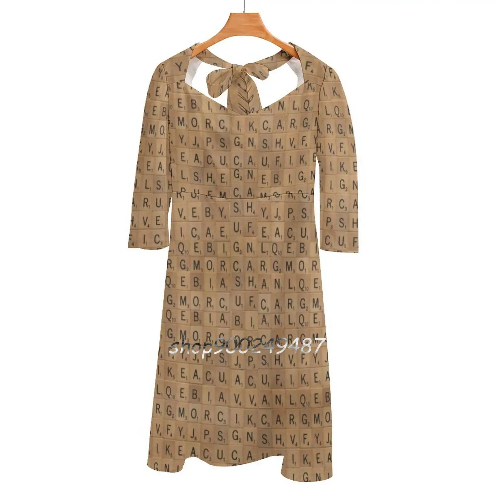 Scrabble Wood Letter Game Pieces Pattern Square Neck Dress Cute Abiti Larghi Con Stampa Elegante Beach Party Dress Scrabble Board