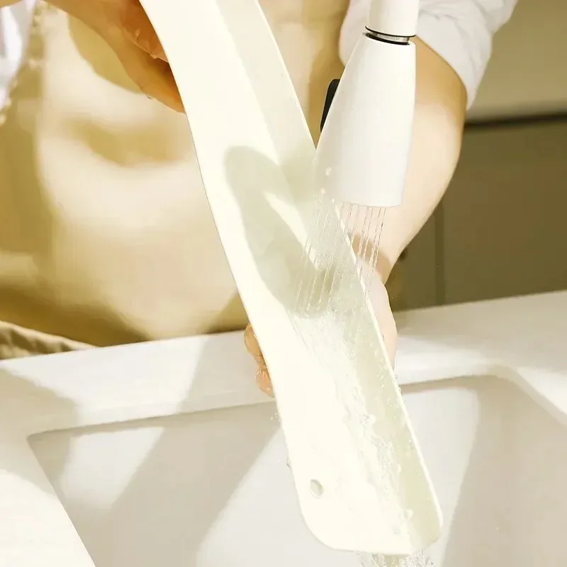 1PC Silicone Sink Baffle Splash Guard with Suction Cup Pool To Protect Clothes From Splashing Water Baffle New