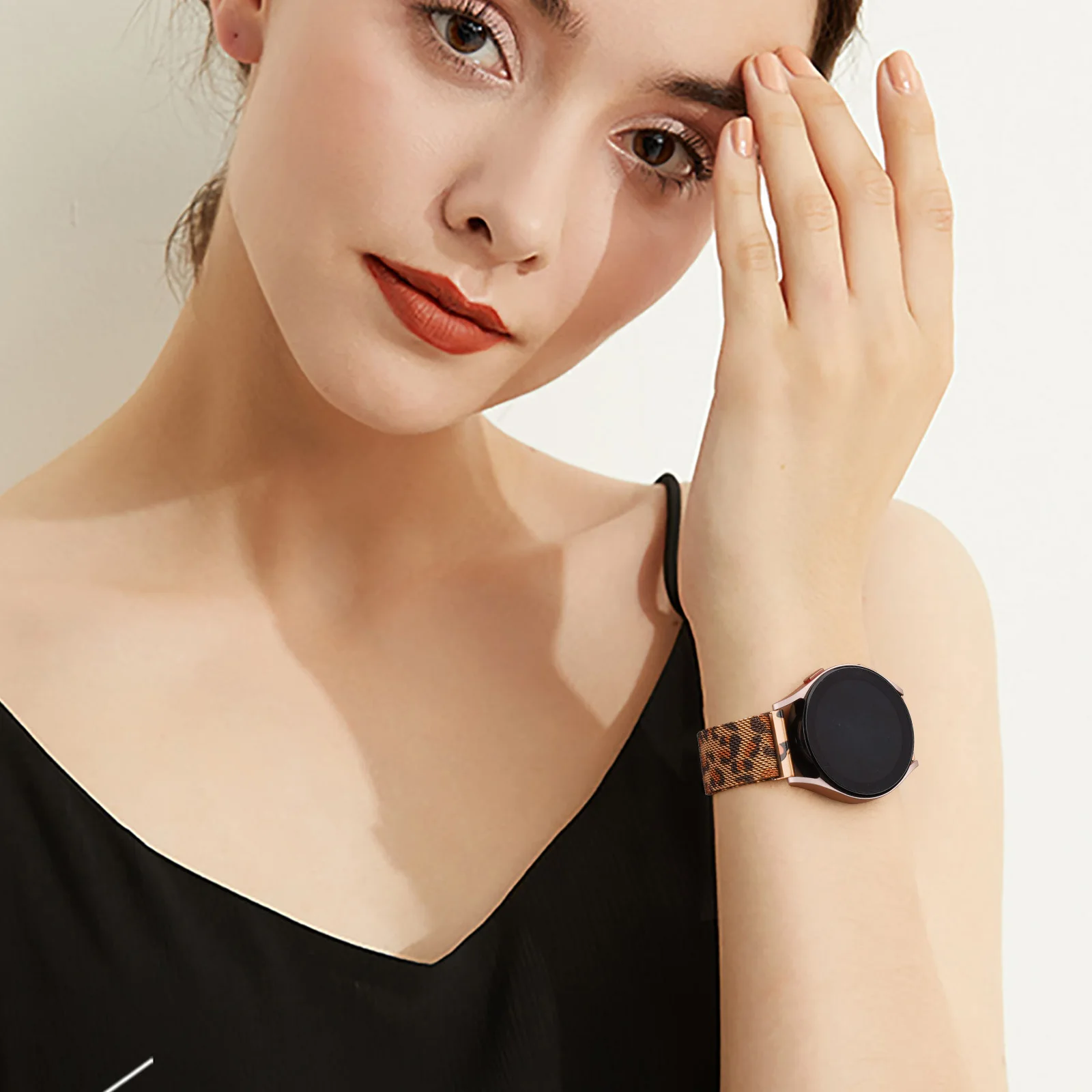 Sleek Metal Wristband - Premium 20/22mm Interchangeable Strap