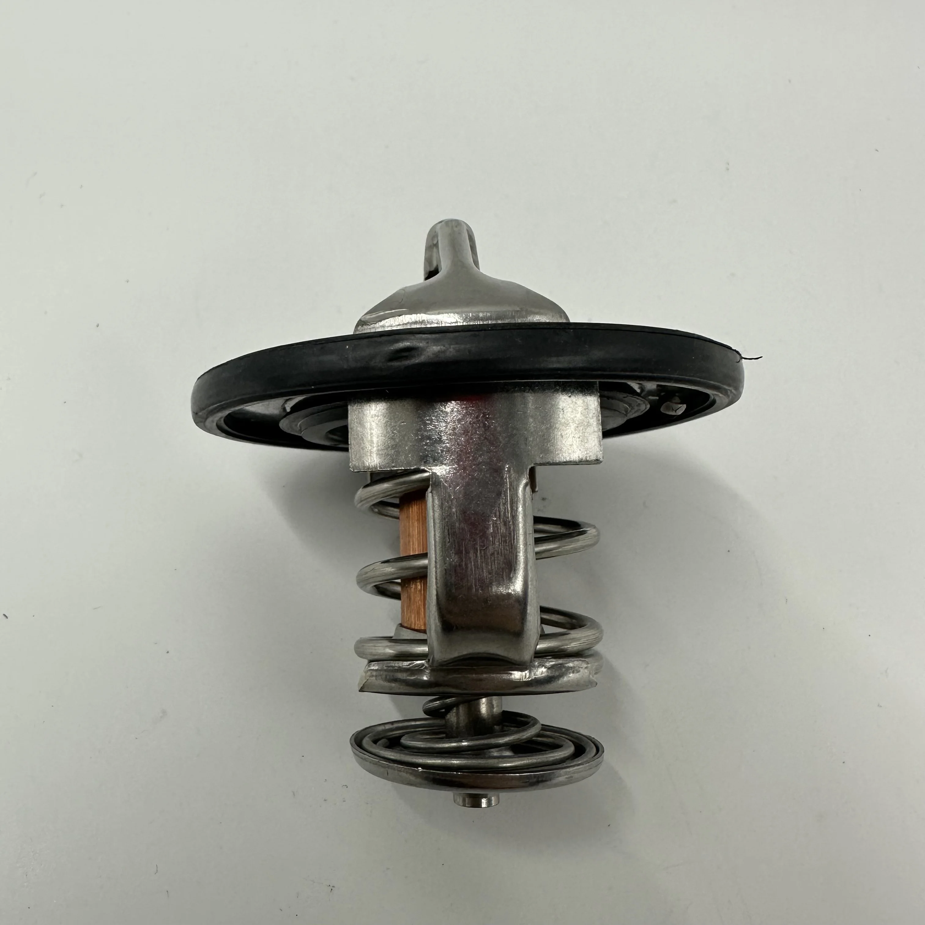 25500-37200 New Engine Coolant Thermostat For Hyundai Equus Tiburon XG Santa Fe Terracan Tucson KIA Sorento Sportage 2550037200
