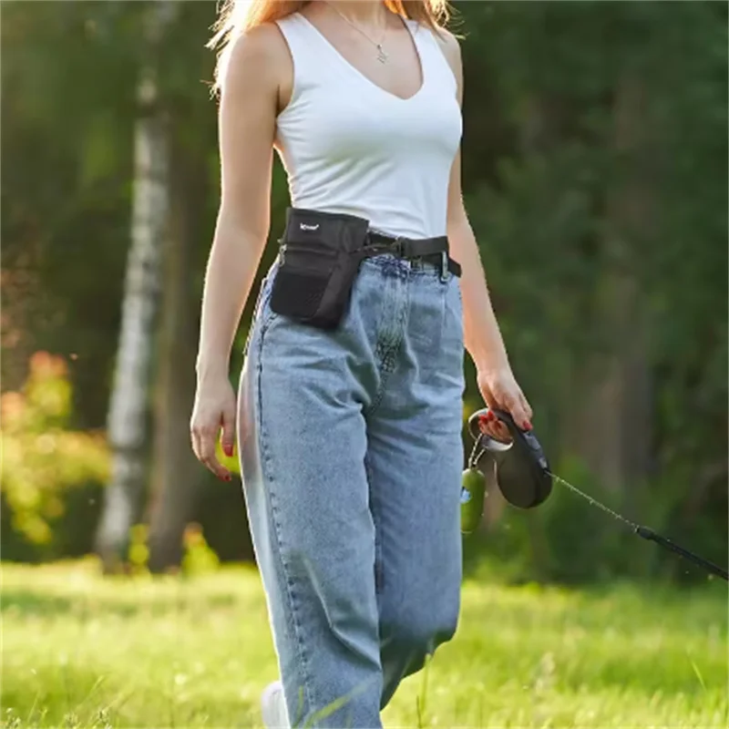 Portable dog walking bag Training Snack Waist Bag Large Capacity Treat Pouch Drawstring Carries Outdoor Garbage Waste Bag Dispenser