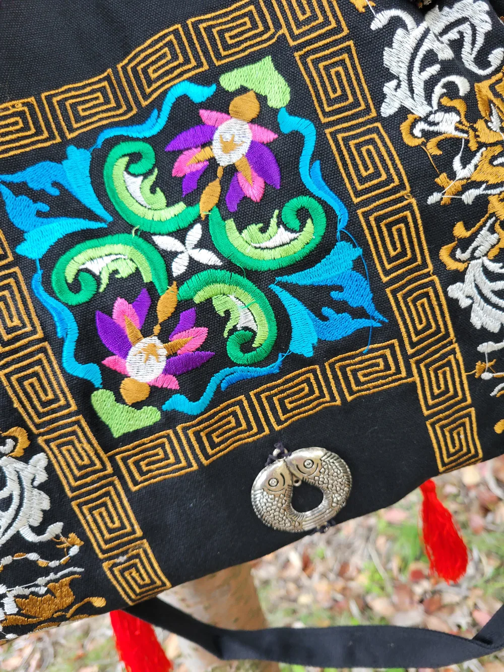 Original women's bags Vintage Large canvas bag Embroidered Ethnic bag Tassels totes bag Bohemian women shoulder bags