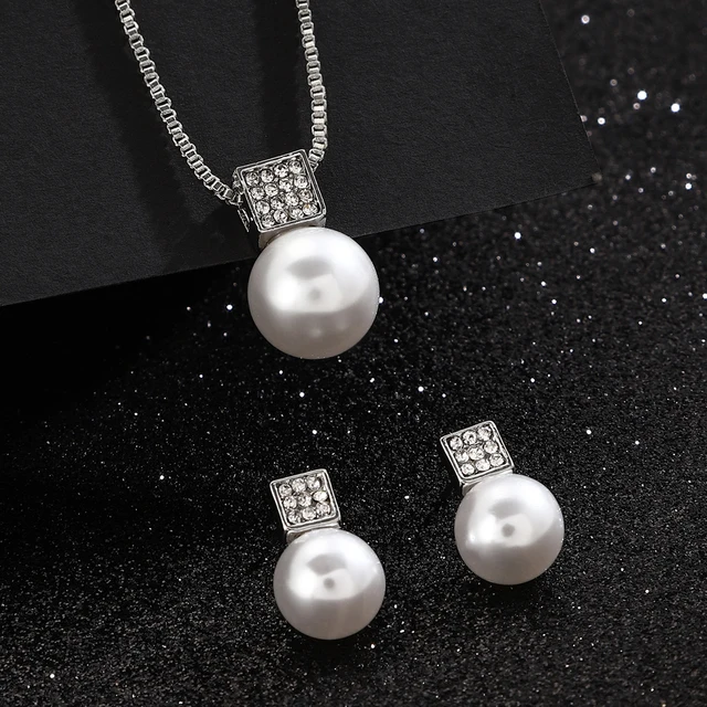 Fashion Women Elegant Imitation Pearl Necklace Earrings Rhinestones Geometry Necklaces Bride Wedding Party Jewelry Set Gifts New 4