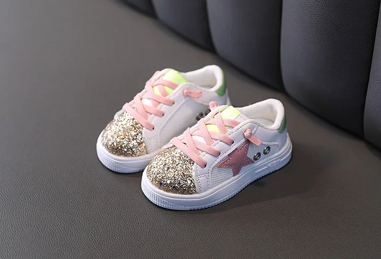 Description Picture 6 of itemChildren New Casual Sneakers Fashion Glitter Sequins Soft Bottom Breathable Board Sneaker Shoes Baby Girls Lace Up Sports Shoes