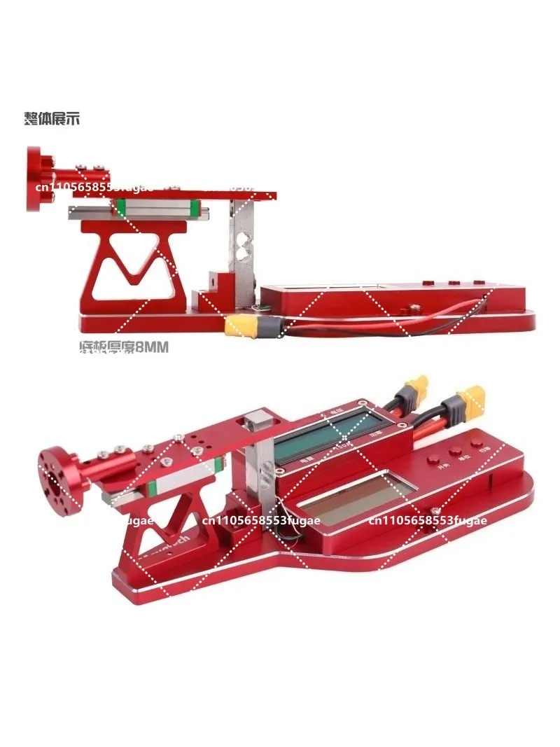 Mesure de puissance et tension d'hélice affichée sur l'écran du testeur de poussée moteur RC 10kg.