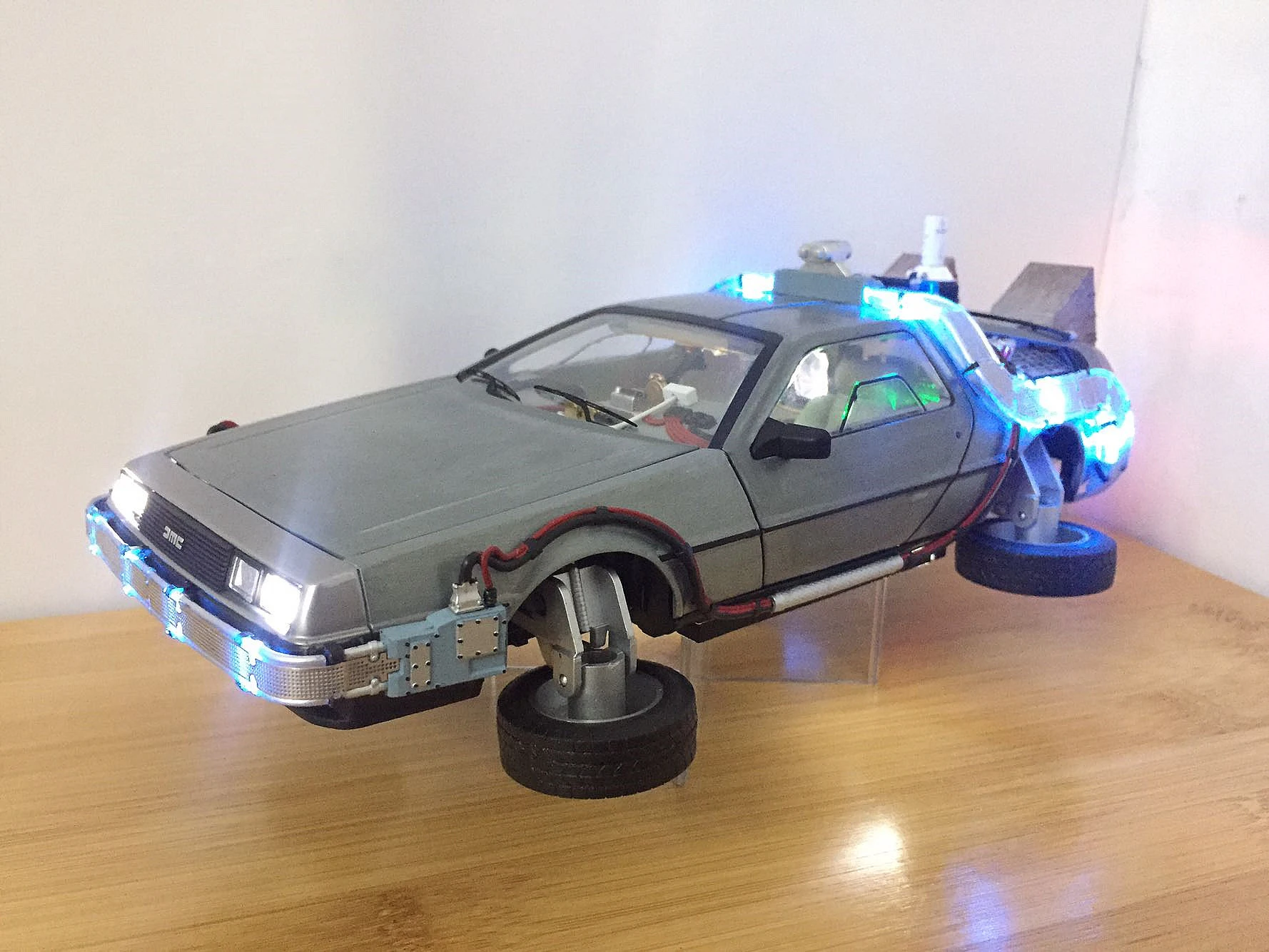 Hot W 1/18 Super Elite Back To The Future 타임 머신 BLY44 Ultimate Editon Collection 다이 캐스트 모델