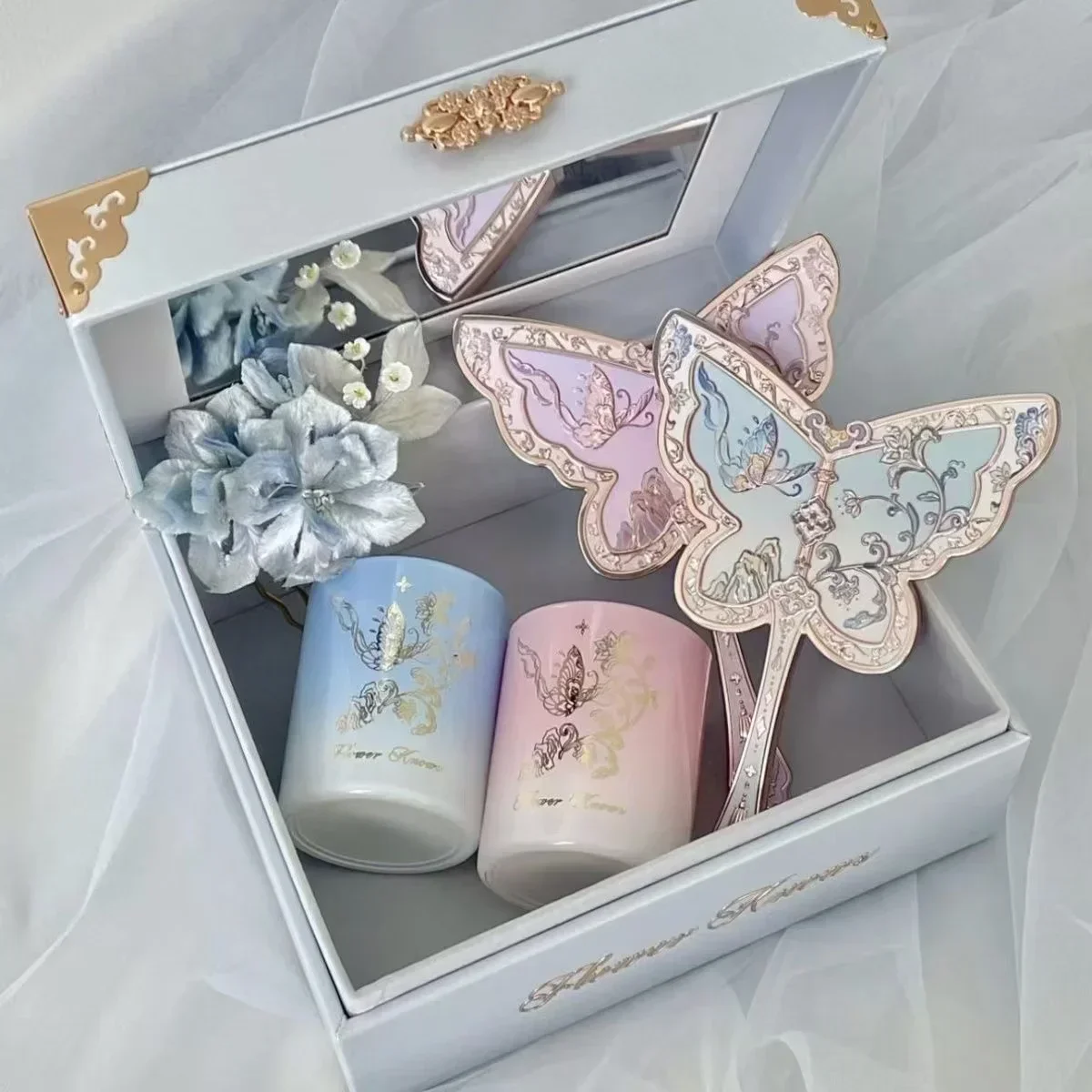 Flower Knows Cosmetics Storage Box Limited Edition Strawberry