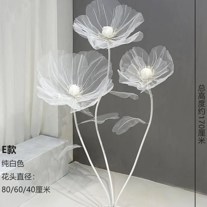 

Decorative Props Silk Screen Flowers Display Windows Red And Beautiful Display for Wedding Party