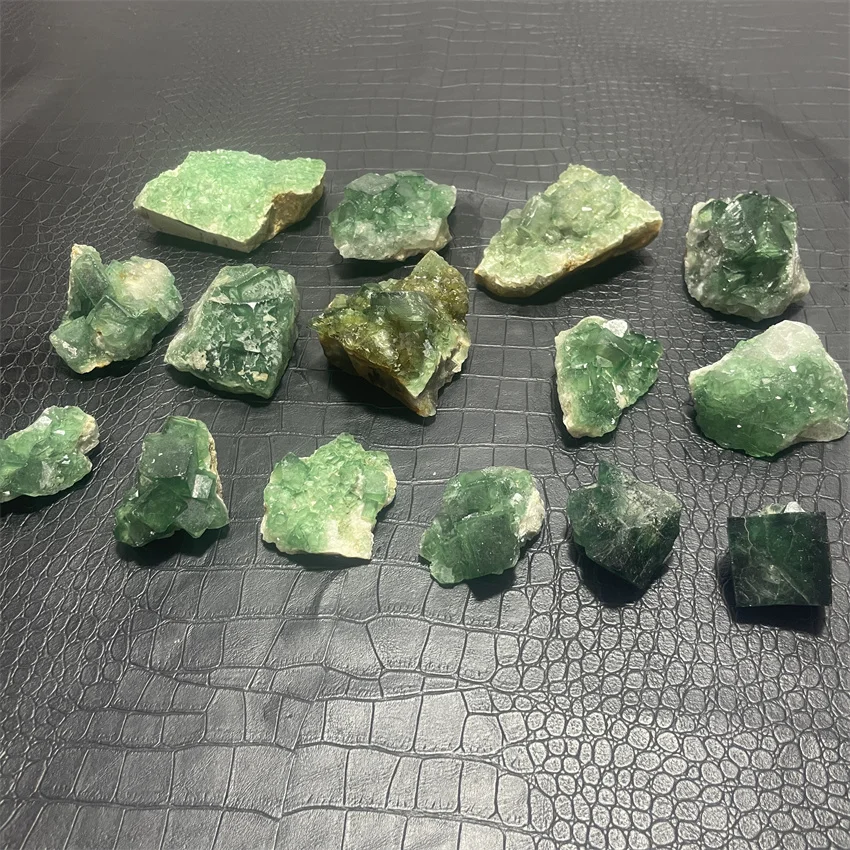 NEW! 100% Natural green fluorite rare octahedral fluorite mineral specimen  cluster Stones and crystals Healing crystal 3
