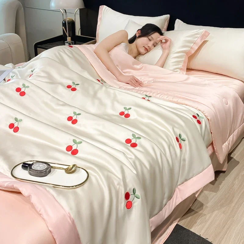 High-end işlemeli bahar yaz yorgan 4 adet Set veya 3 adet Set veya 1 adet lüks cilt dostu yaz battaniye hafif nevresim