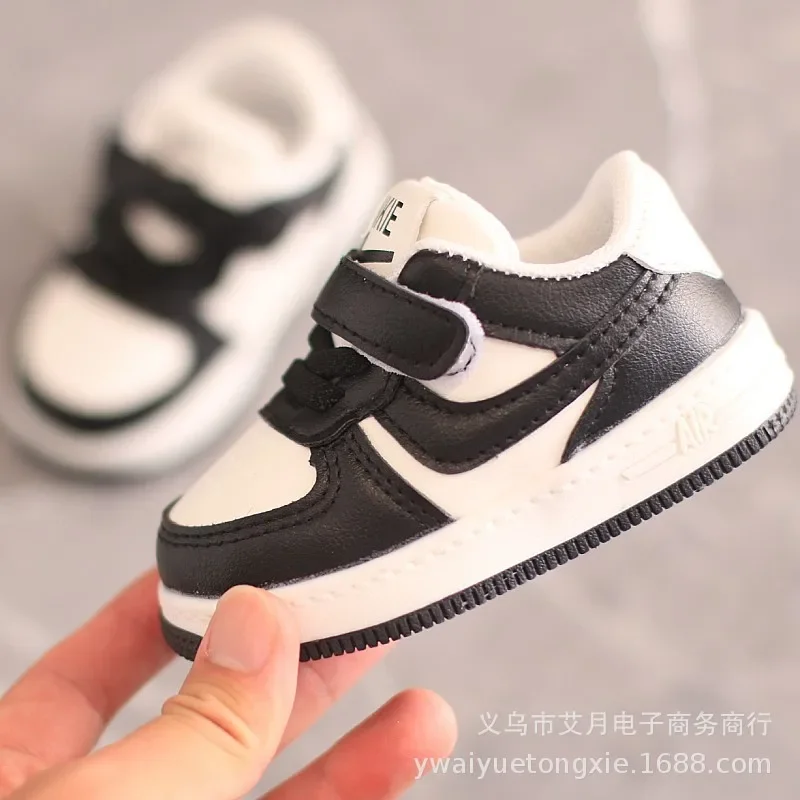 Kids' Breathable Sports Running Shoes 2