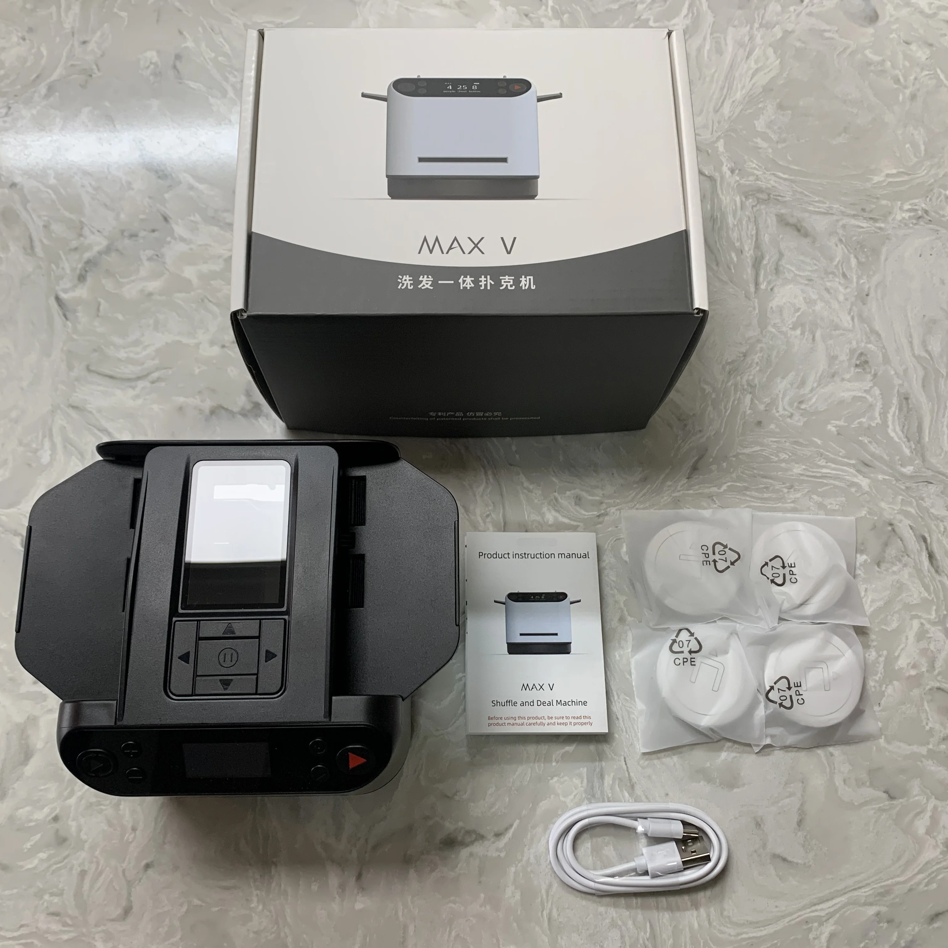 YOUPAIMaxVMax5AutomaticCardShufflerandDealerDispenserPlaying