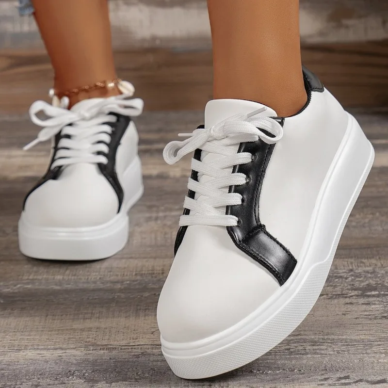

New Leather Shoes Women Brand Design Sneakers Casual Lace Up Light Flat Vulcanized Shoes Tennis Walking Women's White Sneakers