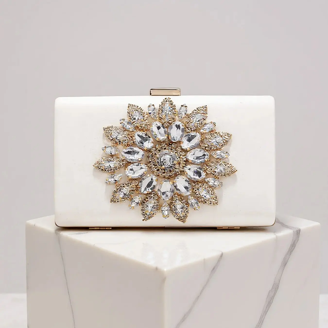 Crystal Flower Evening Clutch Bag for Women with Rhinestones