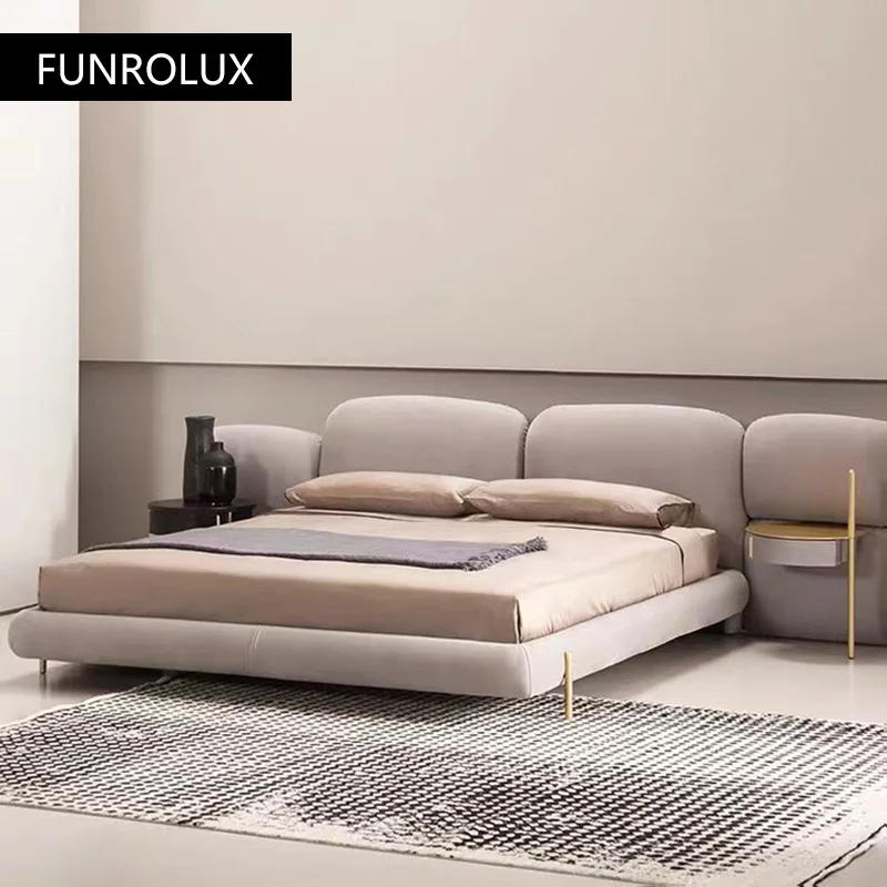 Lit en velours moderne et simple, grand lit de 1.8m, chambre principale, lit double 1 Lit en velours moderne et simple, grand lit de 1.8m, chambre principale, lit double 1