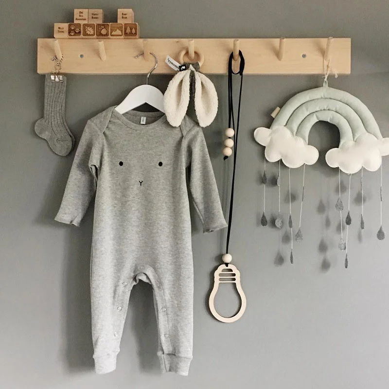 Slide image 128817a914a542fa95ac57dd16a6514e