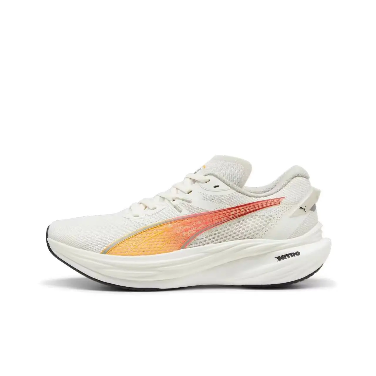 thumbnail image 1 of PUMA Deviate NTRO 3 Zapatillas de running cómodas, versátiles, antideslizantes y de corte bajo para hombre y mujer, zapatillas deportivas, 1 of 4