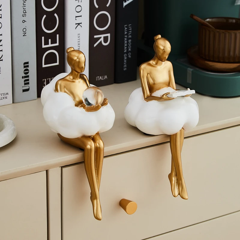 

Gold Statues and Statues Figurines for Interior Office Accessories Sculptures and Statuettes Kawaii Room Decor Wedding Figurine