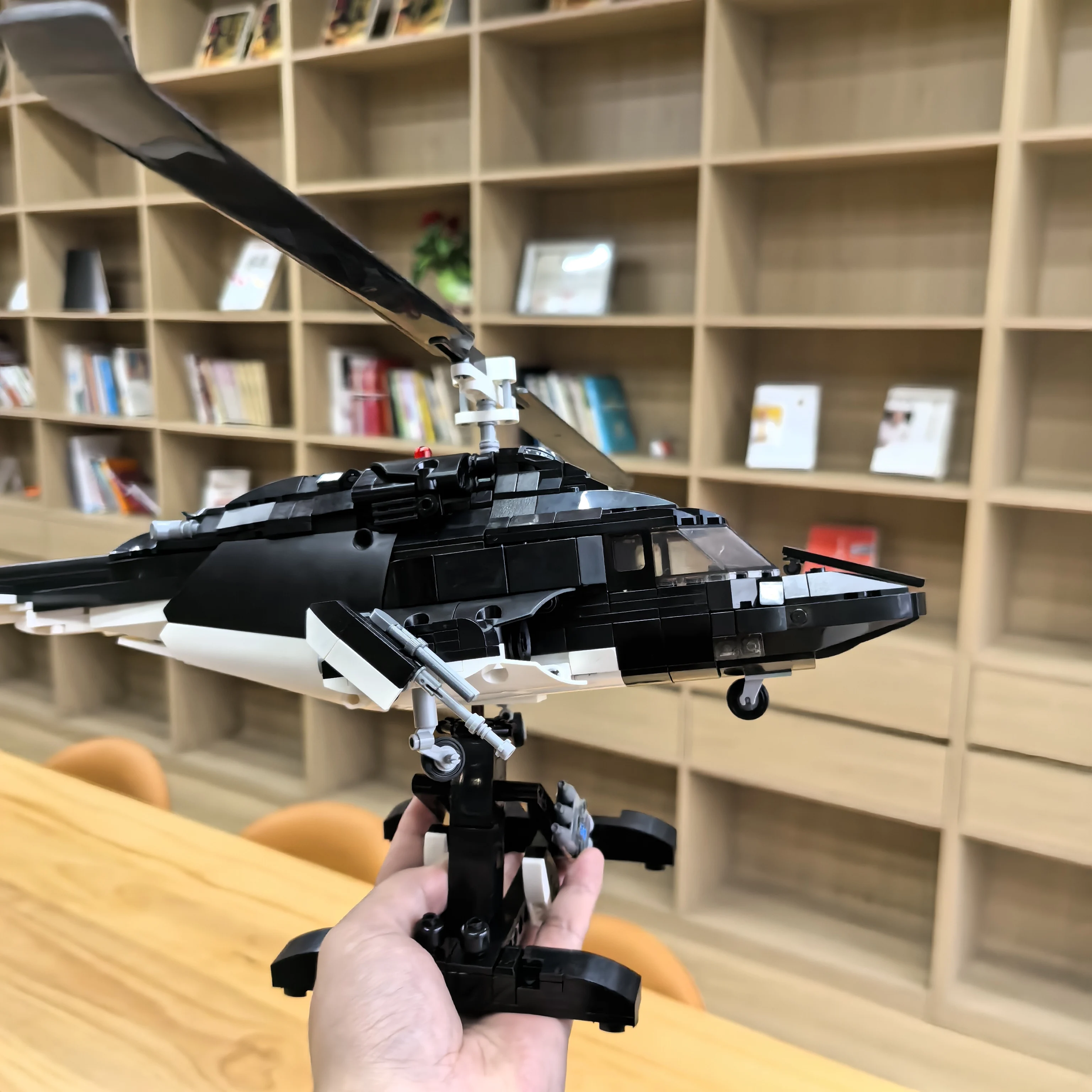 1039PCS Airwolf Bell 222 Special Ops Helicopter Custom Made Moc Model Technology