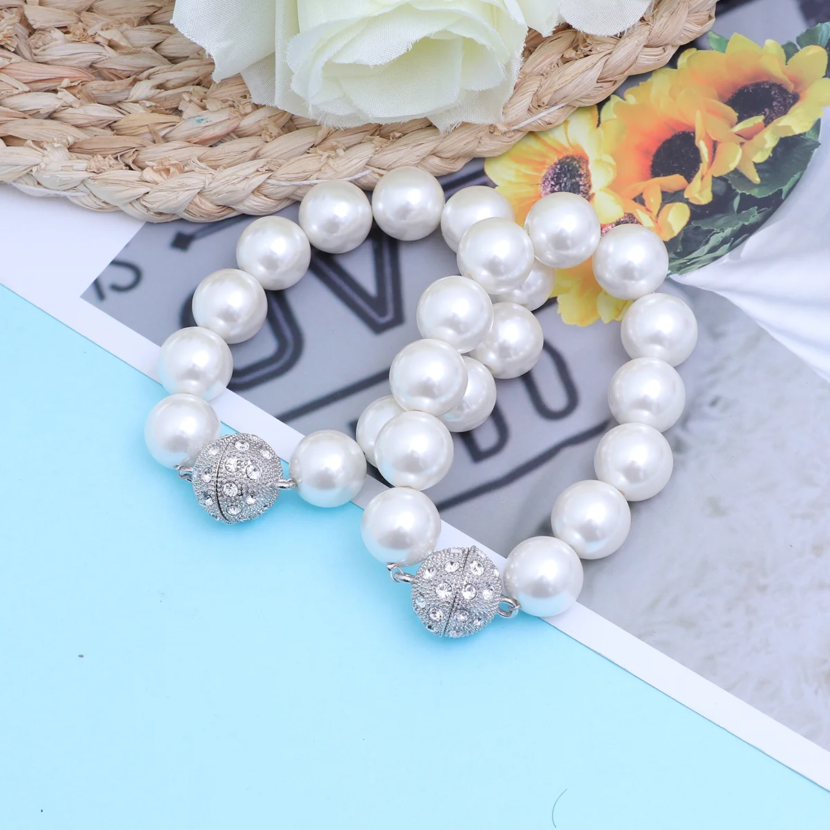 2 Pcs Pearl Magnetic Curtain Tie Backs Modern Fashion Magnet Curtain Holders Tie Back Clips Beaded Buckle Back Straps Home