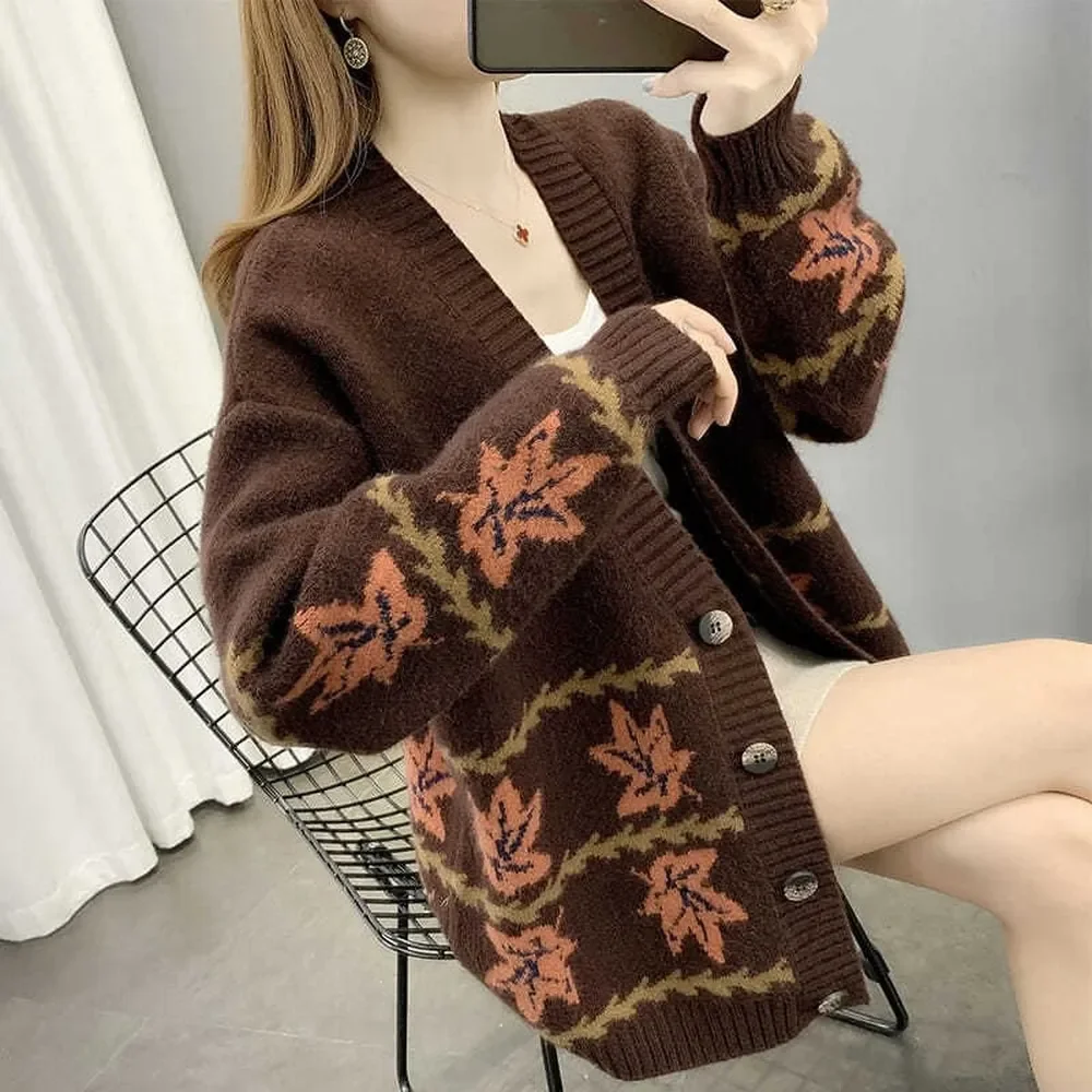 

Women's Knitted Cardigan Fashion Sweater with Maple Leaf Pattern, V-neck Button Khaki Ladies Sweater Cardigan Autumn Cardigan