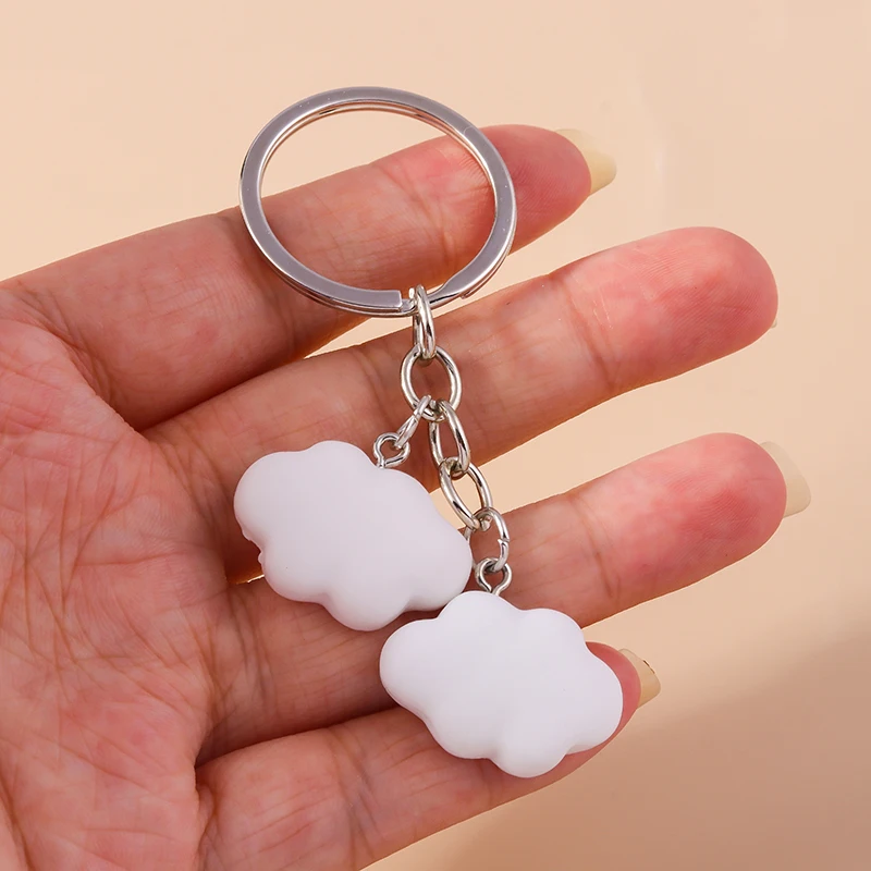 Aihua Bunte süße Harz weiße Wolke Schlüsselanhänger für Frauen Souvenir Geschenke Handtasche Anhänger Sommer Urlaub Schlüsselanhänger DIY Schmuck
