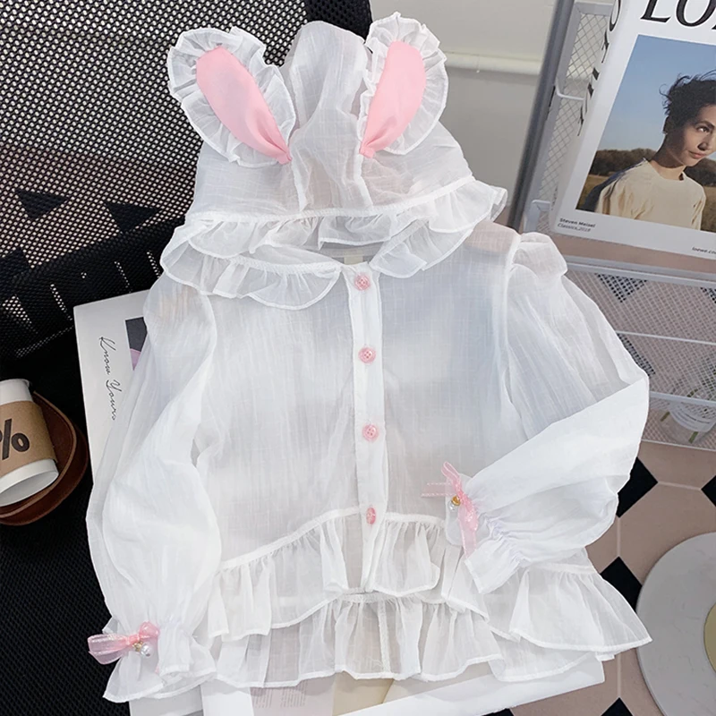 

Солнцезащитные куртки с капюшоном для девочек, Новинка лета 2023, тонкое пальто с мультяшными кроличьими ушками, корейская детская модная рубашка с кондиционированием воздуха