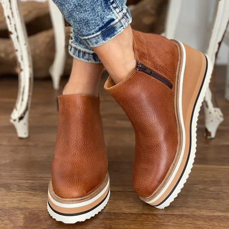 Fashion Women Short Boots Round Toe High Top Platform Wedges Retro Booties Soft Leather Zipper Comfortable Ankle Boots Woman