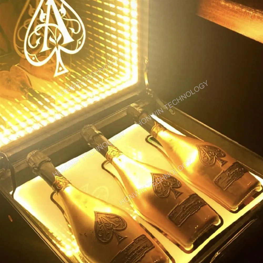 発送可*限定品 Armand de Brignac ベルベットケース付き