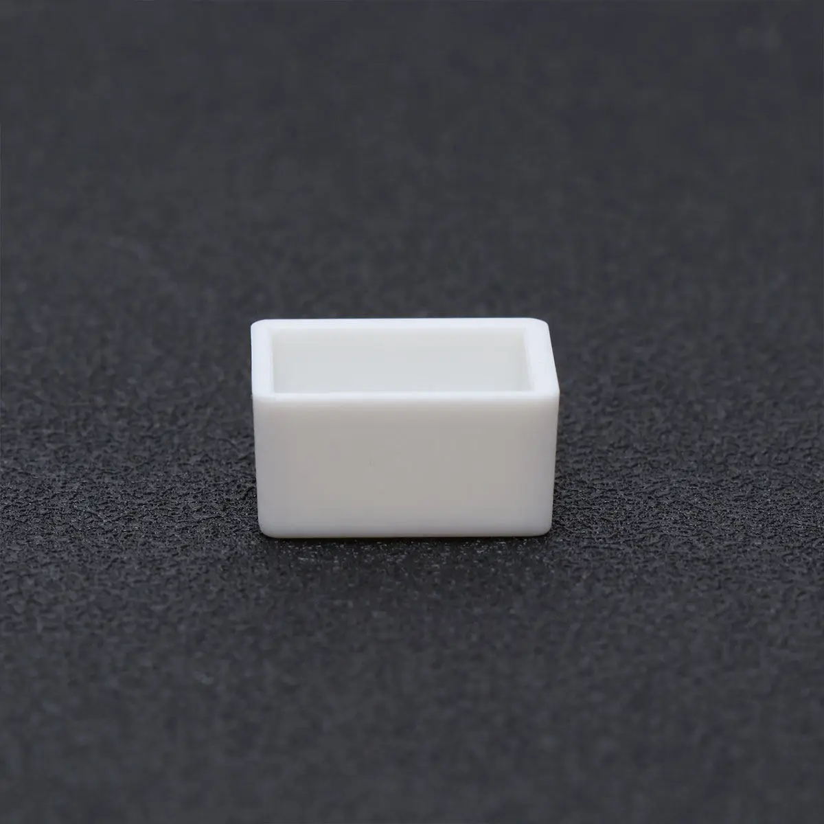 100Pcs 빈 수채화 팬 수제 수채화 그림 초보자를 위한 하프 사이즈 플라스틱 팔레트 전문가 재사용 가능