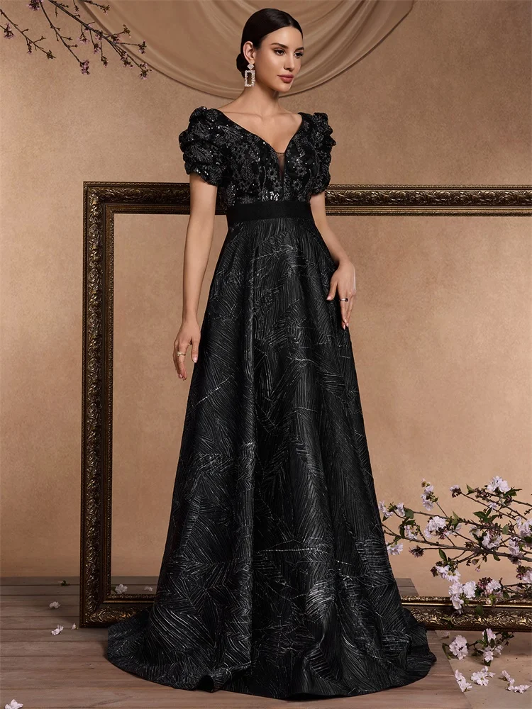 فساتين سهرة فاخرة من Lucyinlove باللون الأسود على...