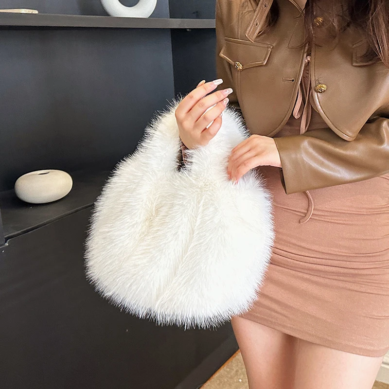 Large Plush Tote Faux Fur Shoulder Bag Winter Fluffy Women Designer Handbags Warm Soft Crossbody Bags for Women Purses