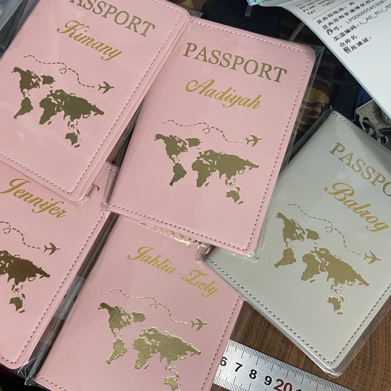 Achetez un Protège Passeport Personnalisé en Cuir Achetez un Protège Passeport Personnalisé en Cuir