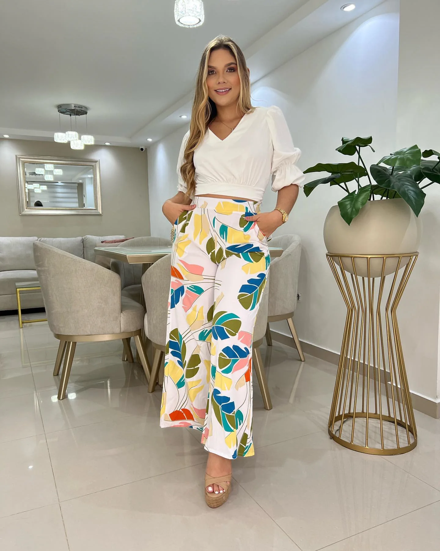 

Women Two-Piece Suit Sexy Short Sleeved Hollow Out Shirt Elegant Printed Pants High Streetwear Femal 2022