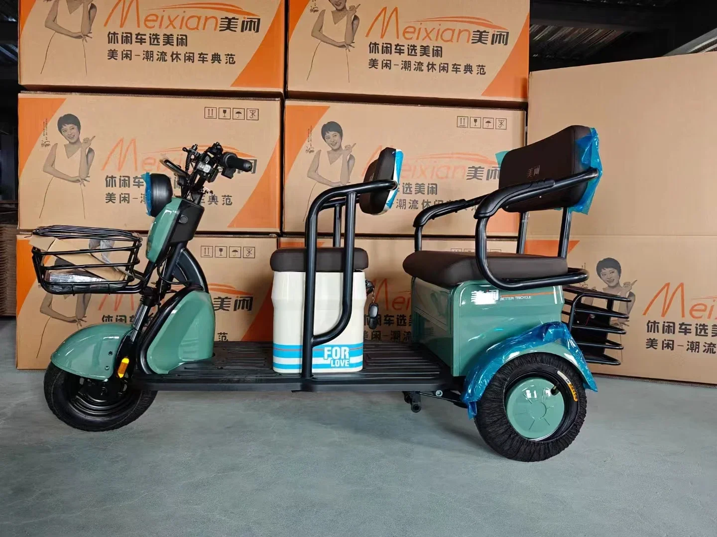 High quality low price three wheels passenger electric vehicle adult electric tricycle