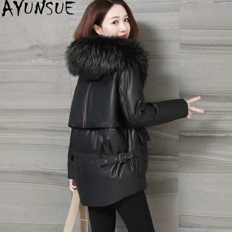 

AYUNSUE Genuine Sheepskin Leather Jackets for Women Winter 90% White Duck Down Coats Puffer Jacket Hooded Raccoon Fur Collar