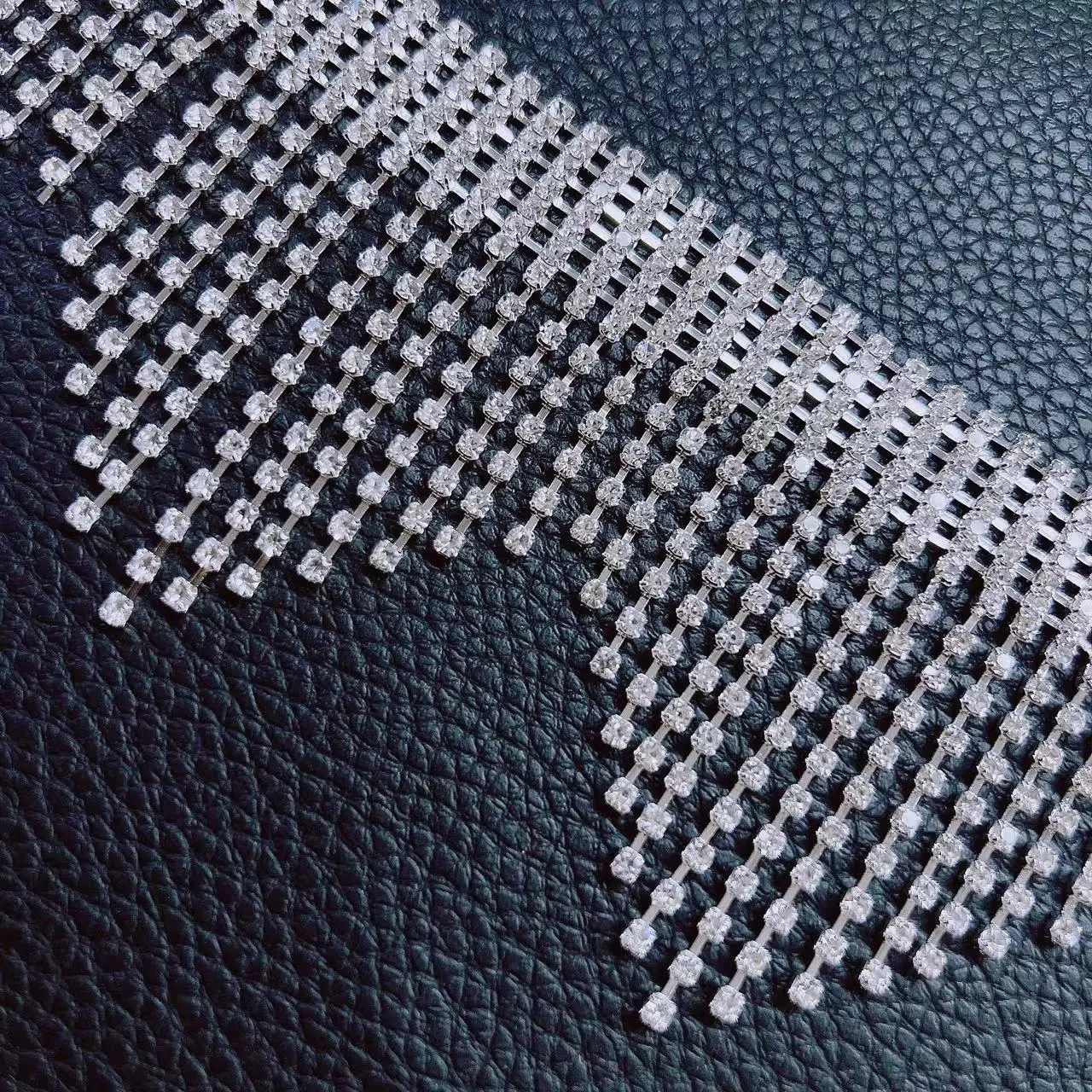 Women's sexy shiny Rhinestone tassel irregular body chain waist chain jewelry women's belt beach charm bikini belly chain luxury