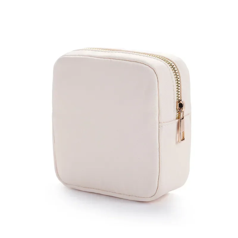 Plüsch-Kosmetiktasche Für Damen – Kleiner Reise-Kulturbeutel Mit Reißverschluss, Weiß, 18x9,5 Cm