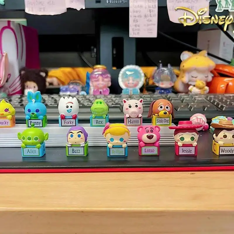 

Disney Аниме фигурки загадочная коробка шторка История игрушек Микки Маус Ститч Коллекция игрушек милый подарок на день рождения