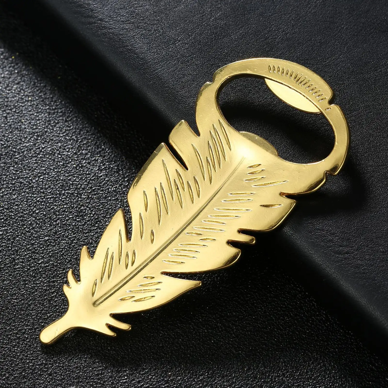 1pc 병따개 GoldFeather 맥주 캡 리무버 다기능 병따개 결혼식 주방 캠핑을위한 휴대용 금속 가제트