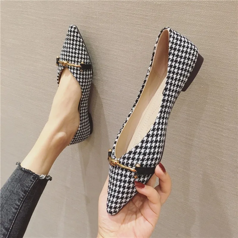 Flat Shoes for Women Pointed Toe Plaid Slip on Loafers Summer Spring Casual Shoes for Female Small Size 31 32 33 34 Women Flats