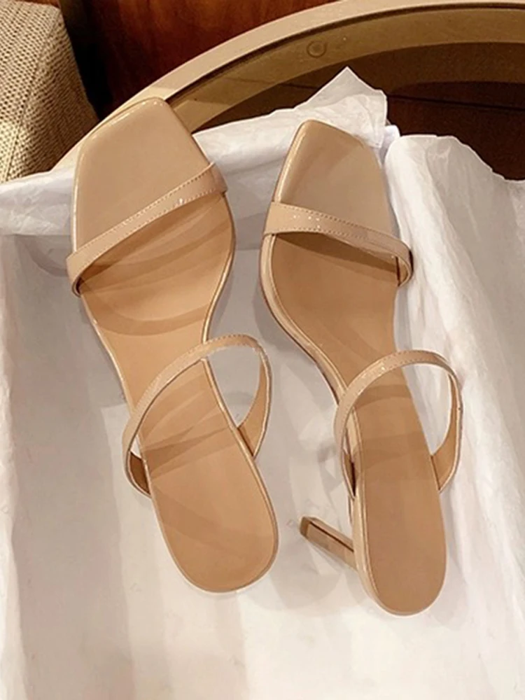Summer New One line Slippers Versatile and Beautiful Naked High Heels for Women Wearing French Square Head Open Toe Slippers