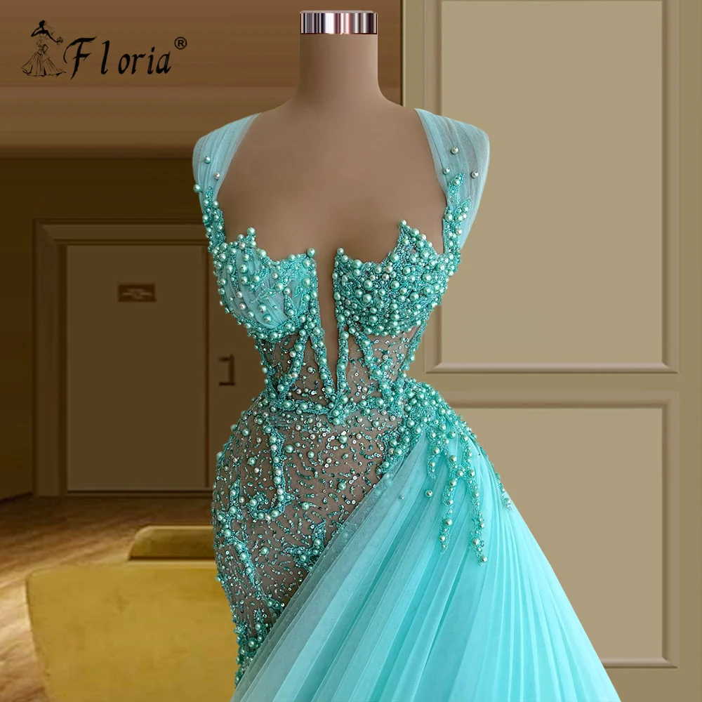 

Mint Green Sleeveless Long Prom Dress with Side Train Pearls Beaded Tulle Dubai Saudi Arabic Evening Party Gown vestidos de gala