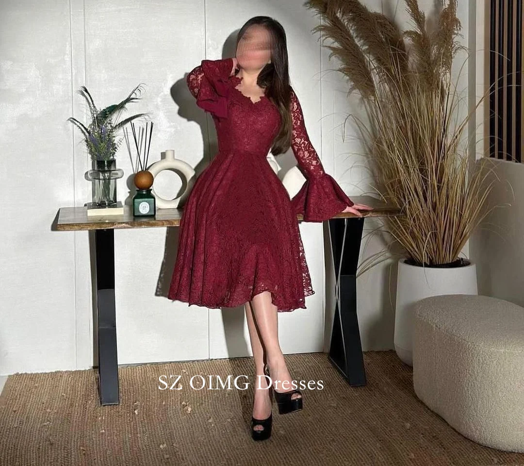 

OIMG V-образный вырез, женские сексуальные винтажные бордовые платья для выпускного вечера, кружевные вечерние платья до колена с длинным рукавом-колоколом 2023, официальное женское платье