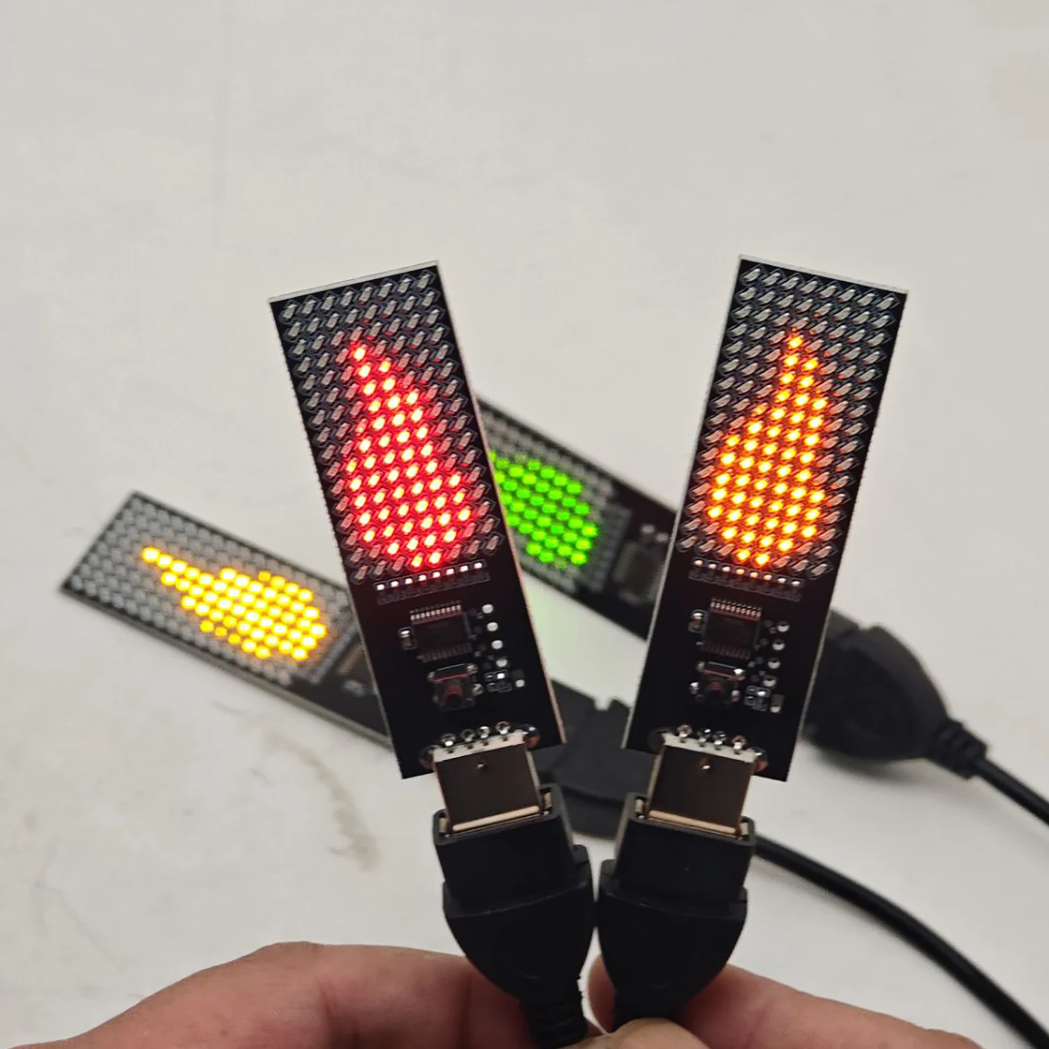 Cyber-Kerze LED-Matrix-Flamme USB-Betrieben Sanduhr-Timer Animierte Effekte, Stimmungslampe für Moderne Wohnraumdekoration Atmosphärische Beleuchtung
