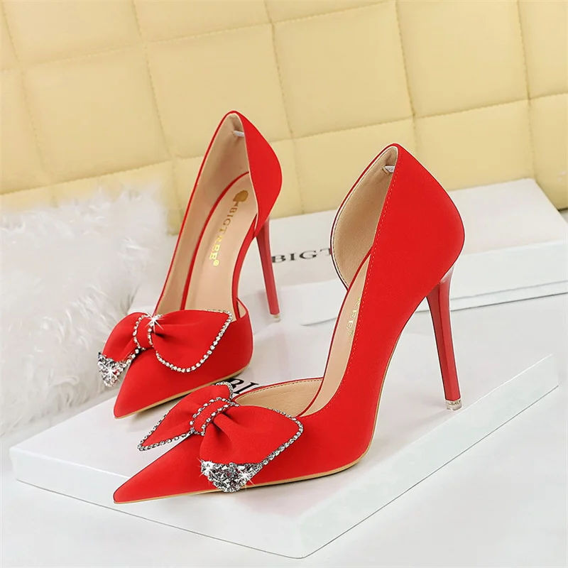 

Fashion Shallow Mouth Pointed Toe High Heels Luxury Women Rhinestone Bow Hollow Stilettos Sexy Party Single Shoes