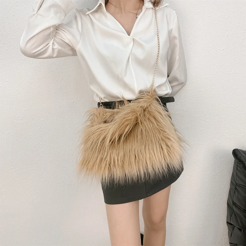 Fashion Faux Fur Women Shoulder Bags Y2K Korean Fashion Plush Handbags Luxury Tote Soft Warm Winter Hairy Purse shoulder bag