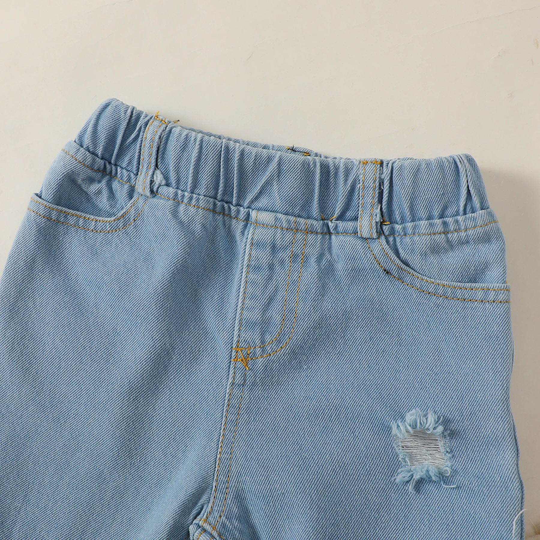 Toddler Girl Floral Blouse & Jeans Set 4